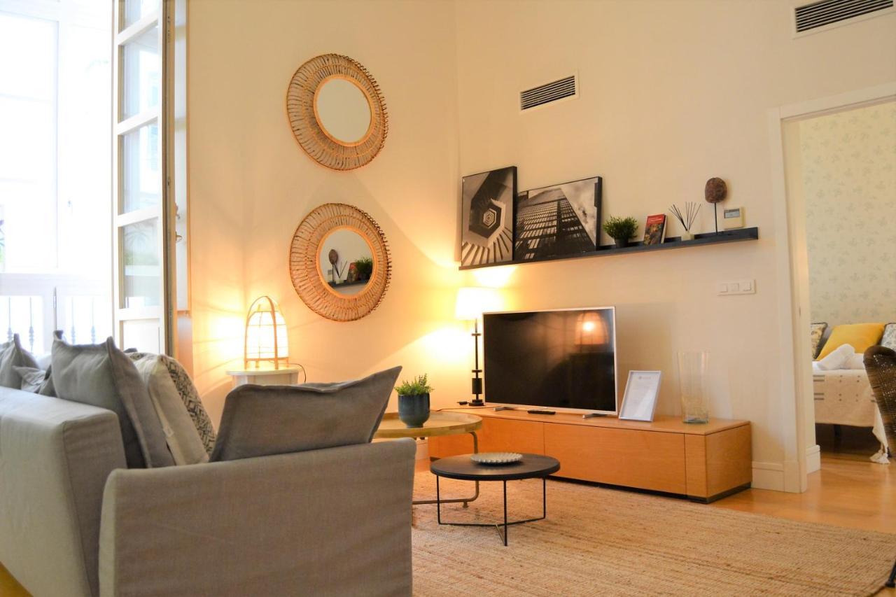 Coqueto Apartamento Junto A La Catedral De Malaga. Apartment Bagian luar foto